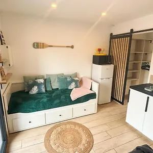  Appartement F2/4 Pers Plage-commerces A Pieds-parking Prive